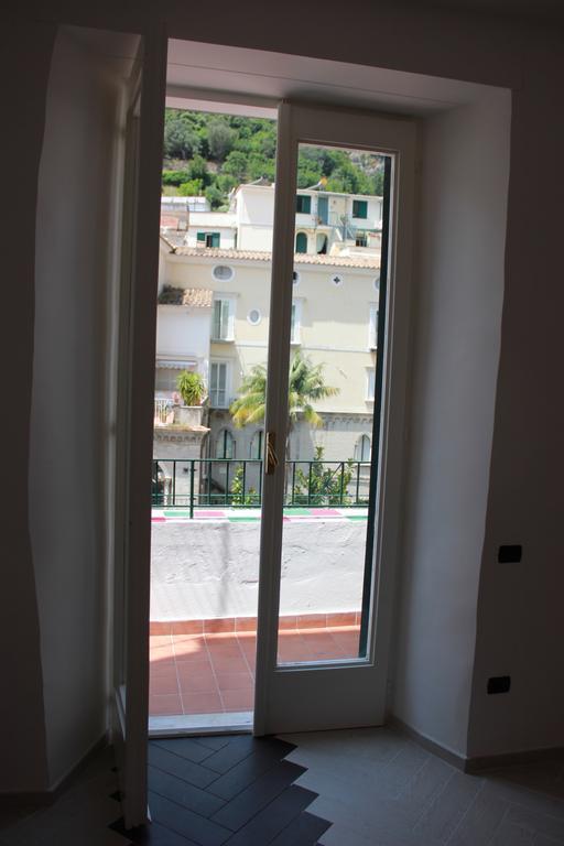 Casa Vacanze Nonna Raffa Amalfi Dış mekan fotoğraf